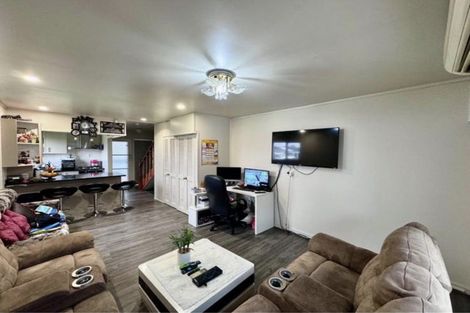 Photo of property in 130 Boundary Road, Clover Park, Auckland, 2019