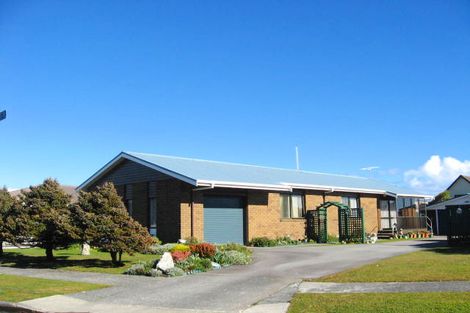 Photo of property in 2 Shelley Street, Greymouth, 7805