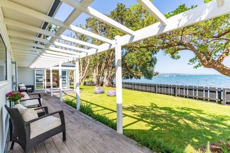 Photo of property in 2050 Whangarei Heads Road, Whangarei Heads, Whangarei, 0174
