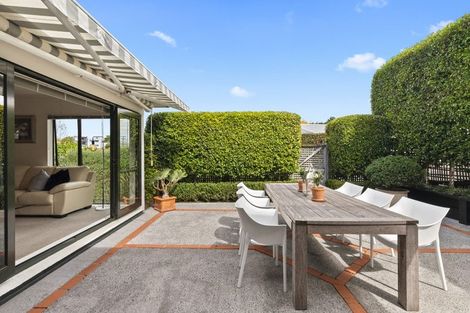 Photo of property in 3/34 Parkhill Road, Mellons Bay, Auckland, 2014