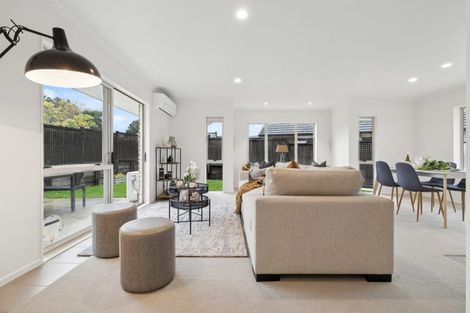 Photo of property in 58 Lough Bourne Drive, Pukekohe, 2120