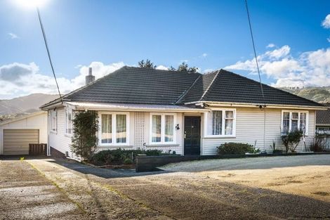Photo of property in 14 Fraser Street, Wainuiomata, Lower Hutt, 5014