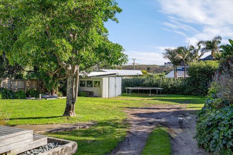 Photo of property in 3 Pare Street, Wainui, Gisborne, 4010
