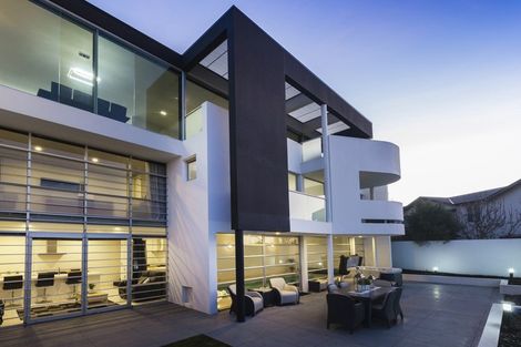 Photo of property in 12 Harry Ell Drive, Cashmere, Christchurch, 8022