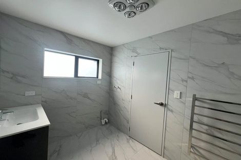 Photo of property in 14 Matukutureia Lane, Manurewa, Auckland, 2102