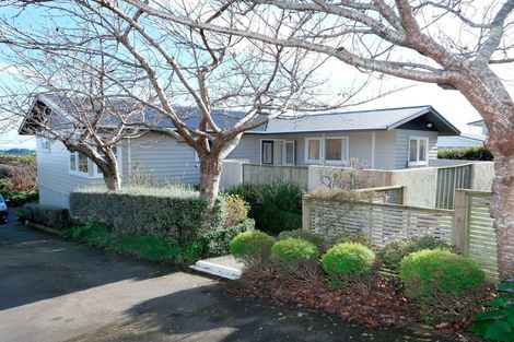 Photo of property in 8 Kotare Street, Waikanae, 5036