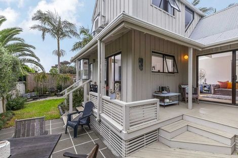 Photo of property in 2/24 Aramoana Avenue, Devonport, Auckland, 0624