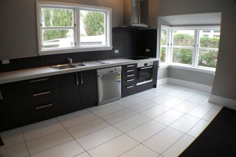 Photo of property in 33 Kirkcaldy Street, South Dunedin, Dunedin, 9012