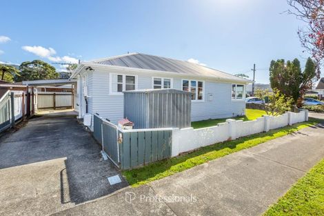 Photo of property in 15 Gower Street, Silverstream, Upper Hutt, 5019