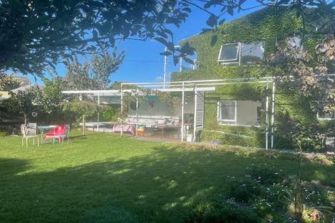 Photo of property in 11c Atkin Avenue, Mission Bay, Auckland, 1071