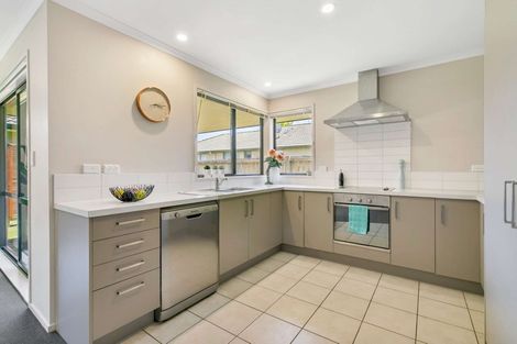 Photo of property in 13 Malta Crescent, Katikati, 3129