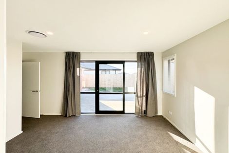 Photo of property in 7 Perks Drive, Halswell, Christchurch, 8025