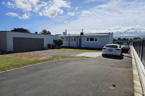 Photo of property in 25 Wyndham Street, Carterton, 5713