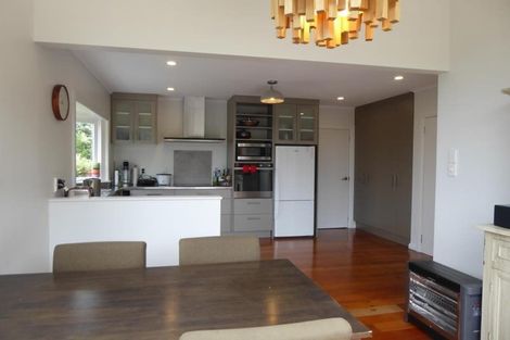 Photo of property in 50 High Street, Island Bay, Wellington, 6023