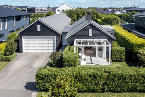 Photo of property in 56 Weatherly Drive, Beachlands, Auckland, 2018