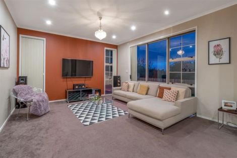 Photo of property in 13 Snell Place, Pakuranga, Auckland, 2013