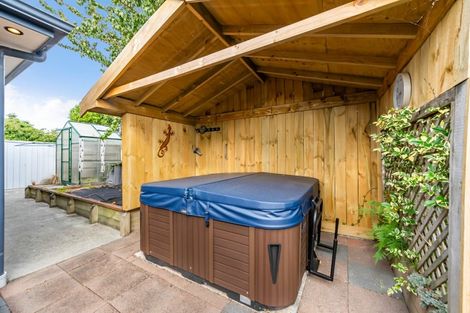 Photo of property in 39 Ebdentown Street, Ebdentown, Upper Hutt, 5018