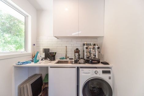 Photo of property in 29 Witham Street, Island Bay, Wellington, 6023