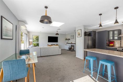 Photo of property in 57 Gordon Road, Plimmerton, Porirua, 5026