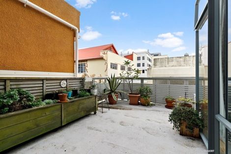 Photo of property in First House Apartments, 2/4 Frederick Street, Te Aro, Wellington, 6011