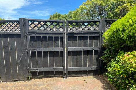 Photo of property in 13 Edendale Road, Somerville, Auckland, 2014