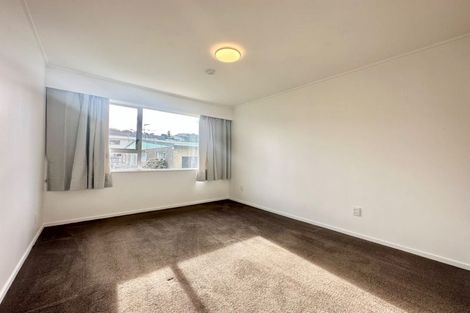 Photo of property in Miramar Villas, 19/3 Byron Street, Miramar, Wellington, 6022