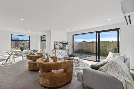 Photo of property in 16 Eccles Place, Halswell, Christchurch, 8025