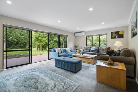 Photo of property in 402 Turitea Road, Turitea, Palmerston North, 4472