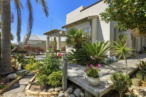 Photo of property in 464 Pukehina Parade, Pukehina, Te Puke, 3189