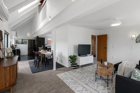 Photo of property in 189 Tutere Street, Waikanae Beach, Waikanae, 5036