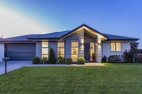 Photo of property in 39 Burford Way, Rolleston, 7615