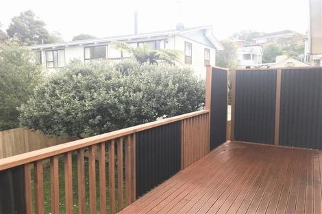 Photo of property in 15a Gill Crescent, Blockhouse Bay, Auckland, 0600