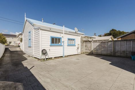 Photo of property in 1/30 Bulteel Street, New Plymouth, 4310
