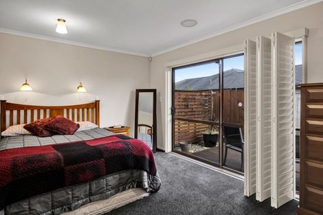 Photo of property in 5 Marlin Terrace, Bell Block, New Plymouth, 4312