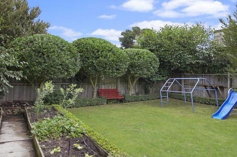 Photo of property in 56 Winton Street, St Albans, Christchurch, 8014