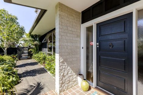 Photo of property in 27 Maranui Street, Welbourn, New Plymouth, 4310