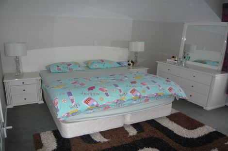 Photo of property in 70a Erlestoke Crescent, Churton Park, Wellington, 6037