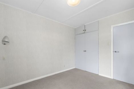 Photo of property in 1/1079 High Street, Taita, Lower Hutt, 5011