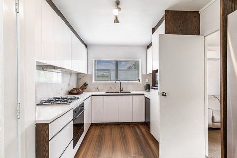 Photo of property in 1/162 Pigeon Mountain Road, Half Moon Bay, Auckland, 2012