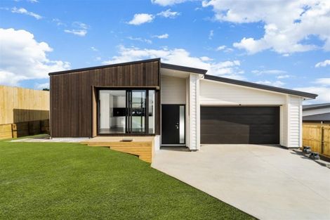 Photo of property in 124 Parkview Drive, Gulf Harbour, Whangaparaoa, 0930