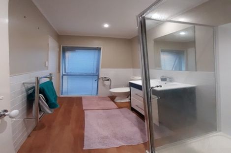 Photo of property in 90b Simmental Crescent, Somerville, Auckland, 2014