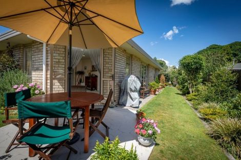 Photo of property in 20a Karu Crescent, Waikanae, 5036