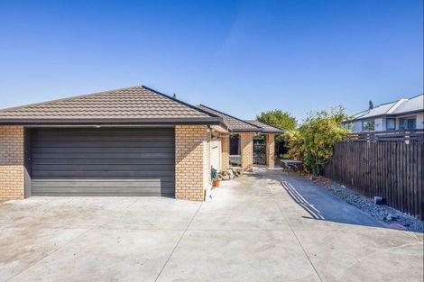 Photo of property in 10 Netley Place, Aranui, Christchurch, 8061