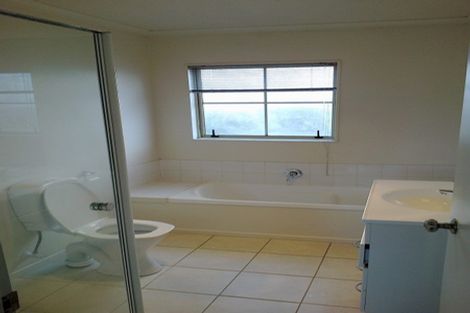 Photo of property in 36 Brashier Circle, Sunnyvale, Auckland, 0612