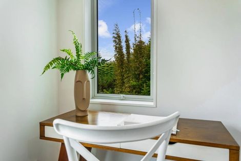 Photo of property in 676a East Coast Road, Pinehill, Auckland, 0630