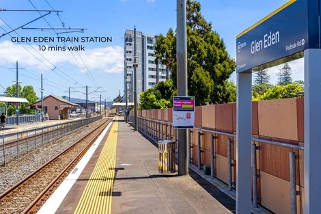 Photo of property in 1/4046 Great North Road, Glen Eden, Auckland, 0602