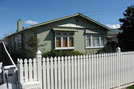 Photo of property in 44 Birdwood Road, Waterloo, Lower Hutt, 5011