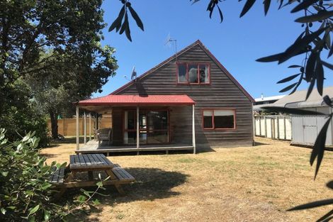 Photo of property in 105b Ocean Road, Whangamata, 3620