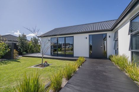 Photo of property in 128 Kupe Drive, Whitianga, 3510