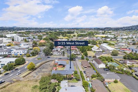 Photo of property in 3/25 West Street, Pukekohe, 2120